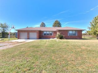 19044 S 4230th Rd, Claremore, OK 74019