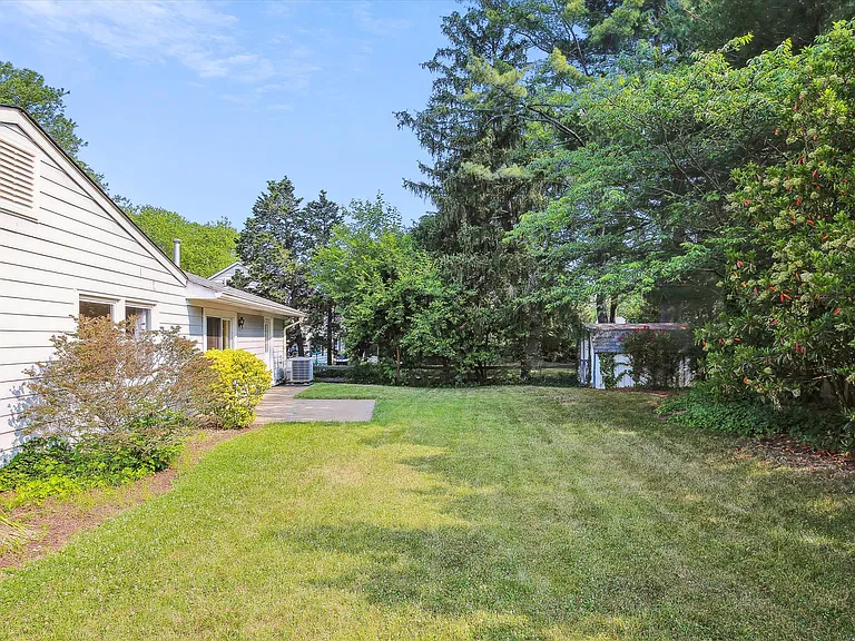 4607 Marshall Hall Ln — Photo 40