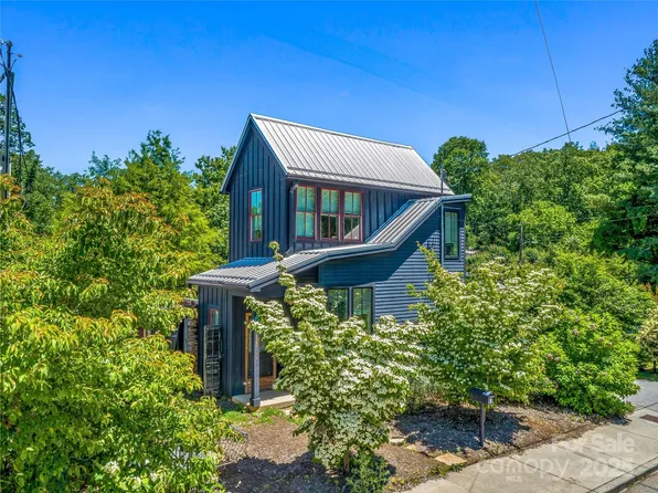 6 Wamboldt Ave, Asheville, NC 28806