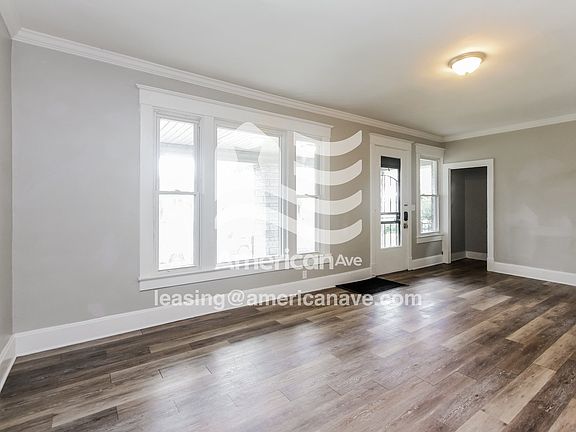 692766_003_living_room_13979164.jpg