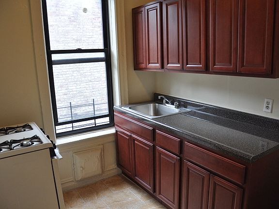 2nd image of 1291 Eastern Pkwy APT 5D