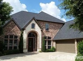 2929 Oak Point Dr, Garland, TX 75044