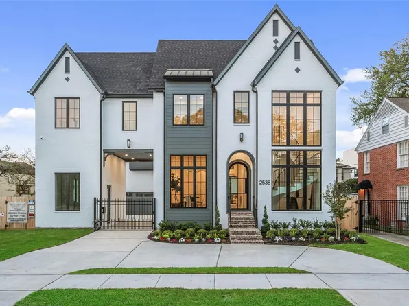 2538 Addison Rd, Houston, TX 77030