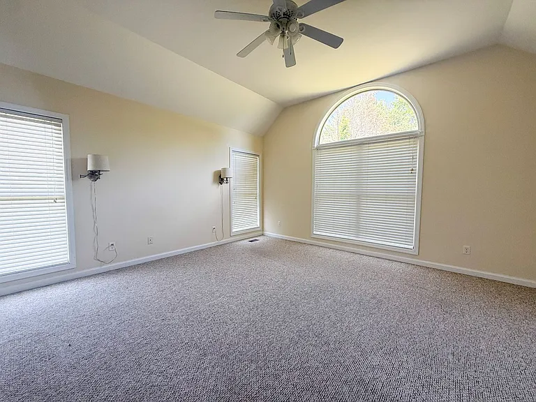 4565 Twin Creeks Dr — Photo 27