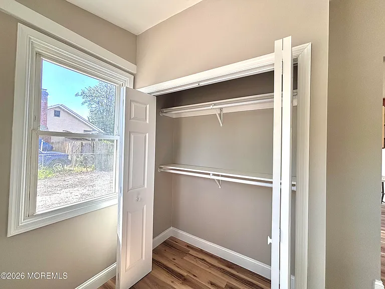 408 Forepeak Ave — Photo 4