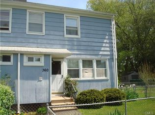 360 Stonybrook Rd, Stratford, CT 06614