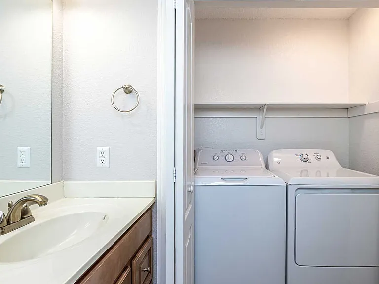 Arbor Mist Townhomes — Photo 29
