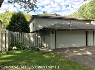 2440 Unity Ave N, Golden Valley, MN 55422