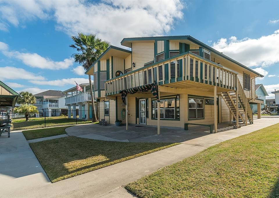 1st image of 1175 Sailfish St