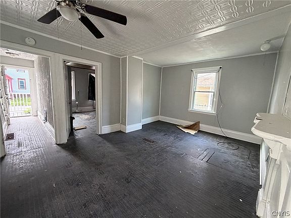 5th image of 1124 Schuyler St