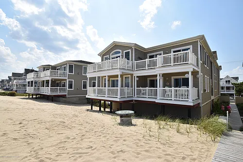 239 Beachfront Photo 1