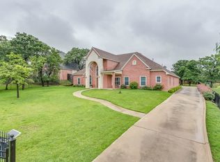 817 Pennsylvania Ave, Kennedale, TX 76060