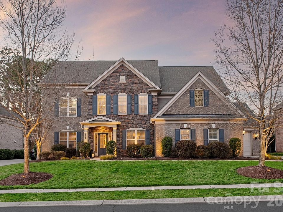 1st image of 18502 Clavemorr Castle Ct