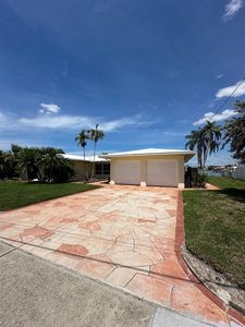 732 Pruitt Dr, Madeira Beach, FL, 33708