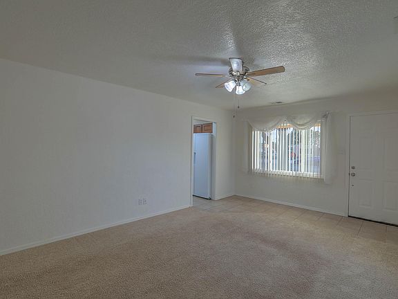 4th image of 8813 Snow Heights Blvd NE