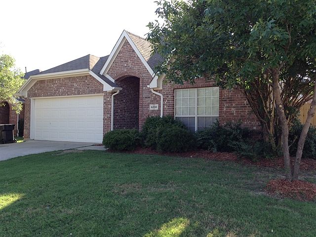 1st image of 6200 Eagle Creek Dr