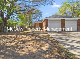 4814 Flamingo Rd, Fort Worth, TX 76119