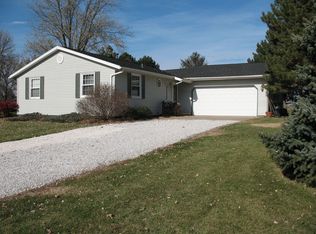 2625 W Meadowlark Ln, Dunlap, IL 61525