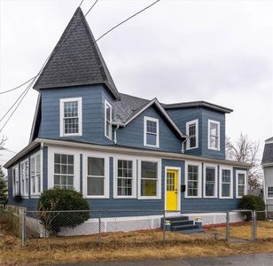 58 Bluff St E, Riverside, RI, 02915
