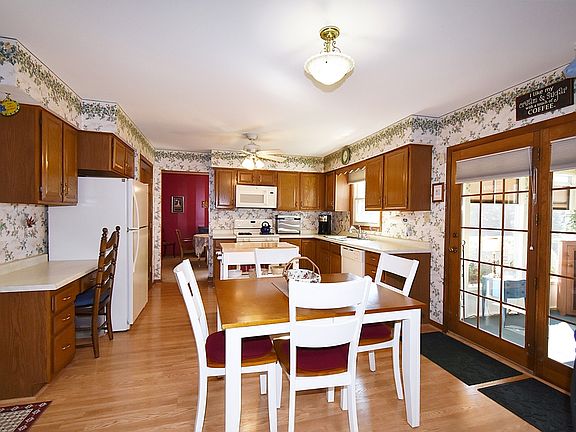 4th image of 110 Juniper Dr