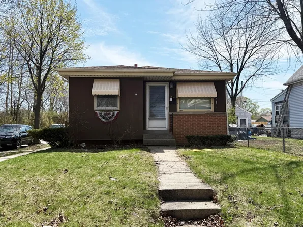 3301 West Arthur AVENUE, Milwaukee, WI 53215