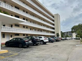 2920 Point East Dr APT N408, Aventura, FL 33160