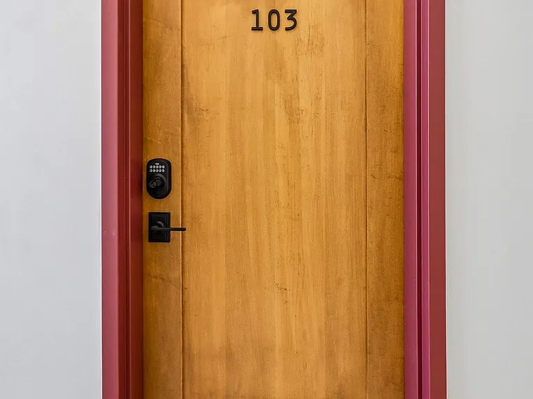 Ward House — Photo 67
