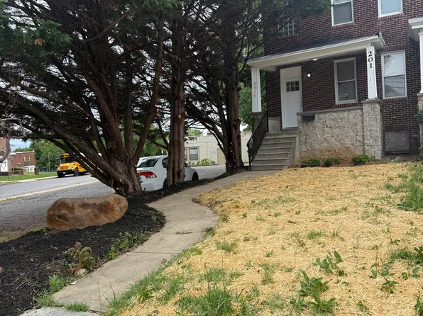 201 Willow Spring Rd, Baltimore, MD 21222