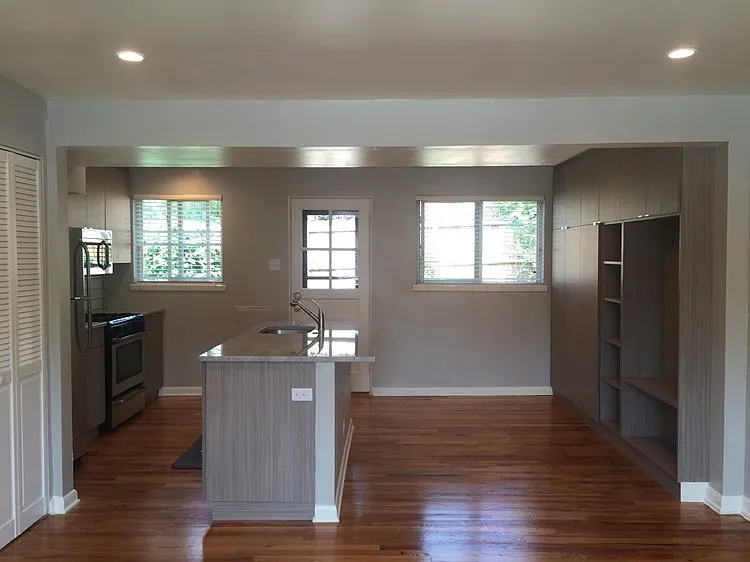 1829 E Warren Ave #1829