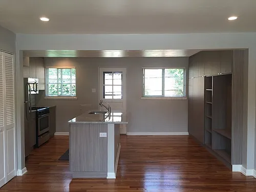 1829 E Warren Ave #1829 Photo 1