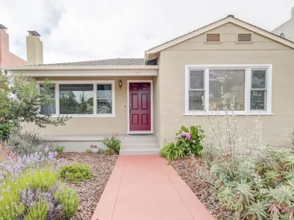 307 Monroe St, Monterey, CA 93940