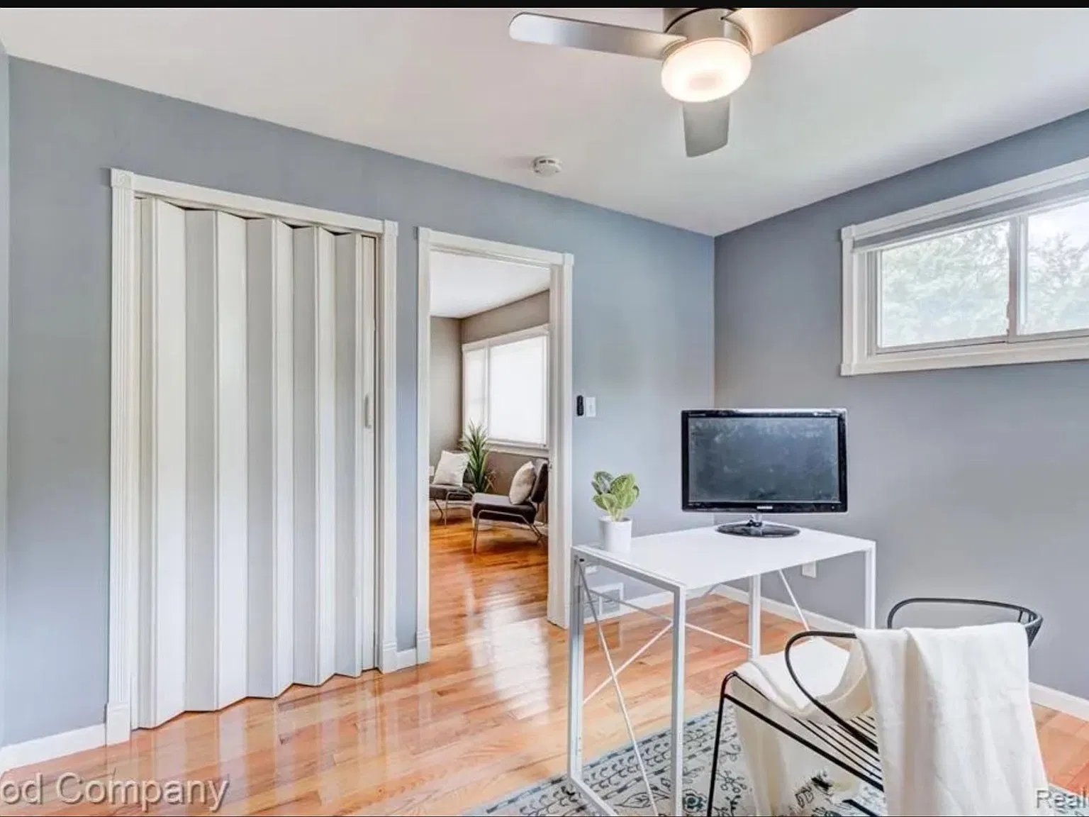 612 E Barrett Ave — Photo 4