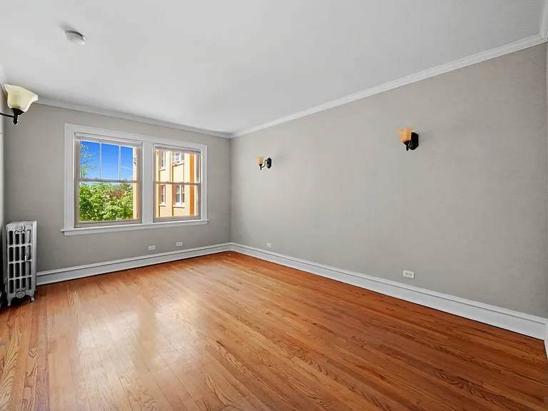 1929 Grove Ave #106 — Photo 2