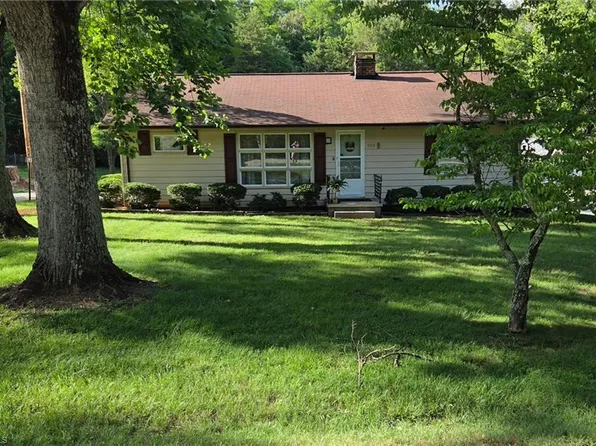 999 Ben Lee Rd, Thomasville, NC 27360