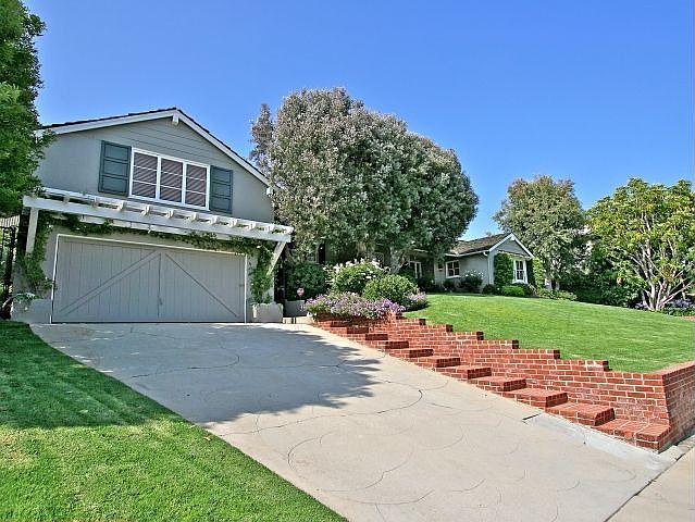 15055 Altata Dr. as seen from street level.