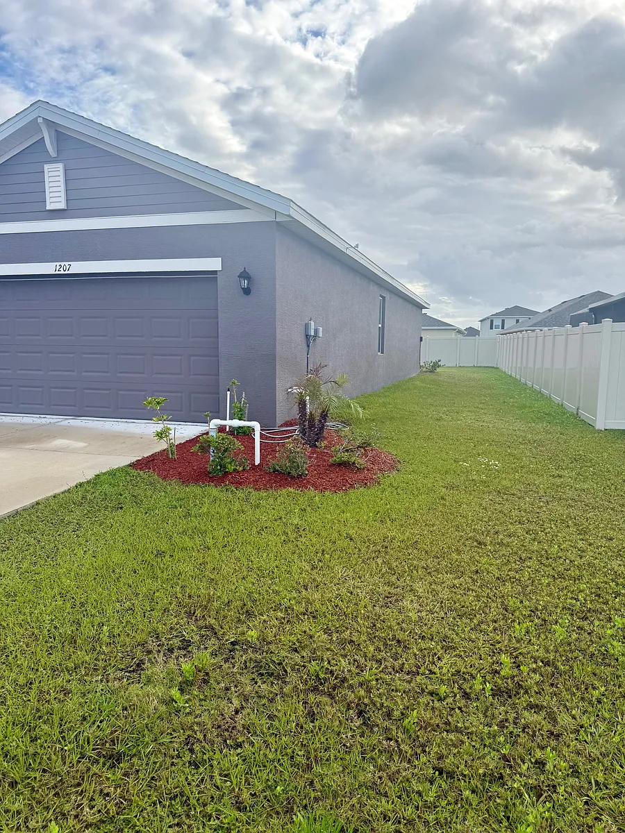 Building Photo - 1207 Casey Ave