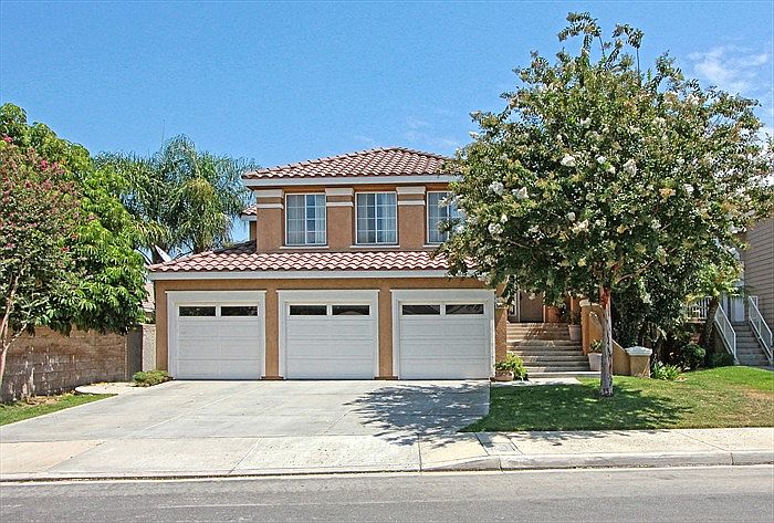 1st image of 15055 Calle Del Oro
