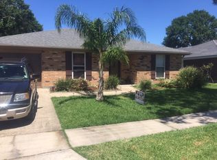 348 Sugarpine Dr, Gretna, LA 70056