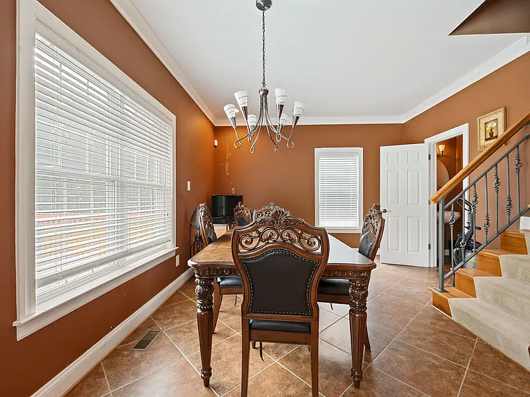 2701 Logan Estates Run — Photo 8