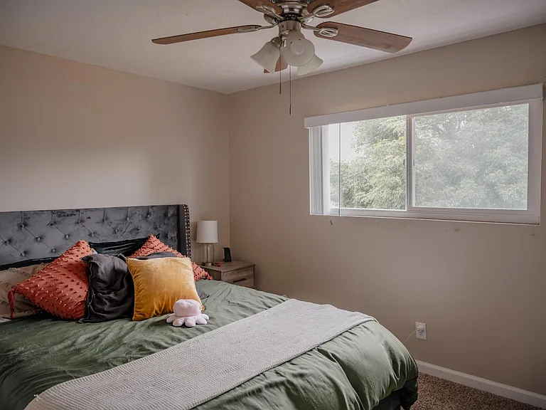 Megan Court Apartments — Photo 13