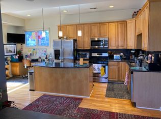 1707 W Melrose St #2, Chicago, IL 60657