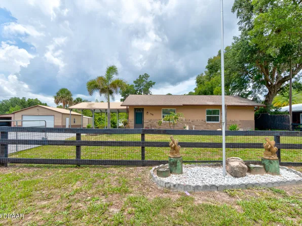 130 N Gaines St, Oak Hill, FL 32759