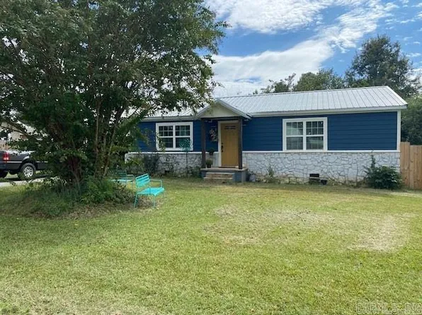 2804 Westmoreland Dr, Mena, AR 71953