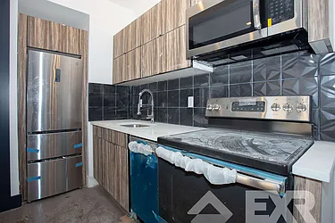 Rented by EXR Somerset LLC