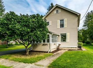 15 W 2nd St, Oneida, NY 13421