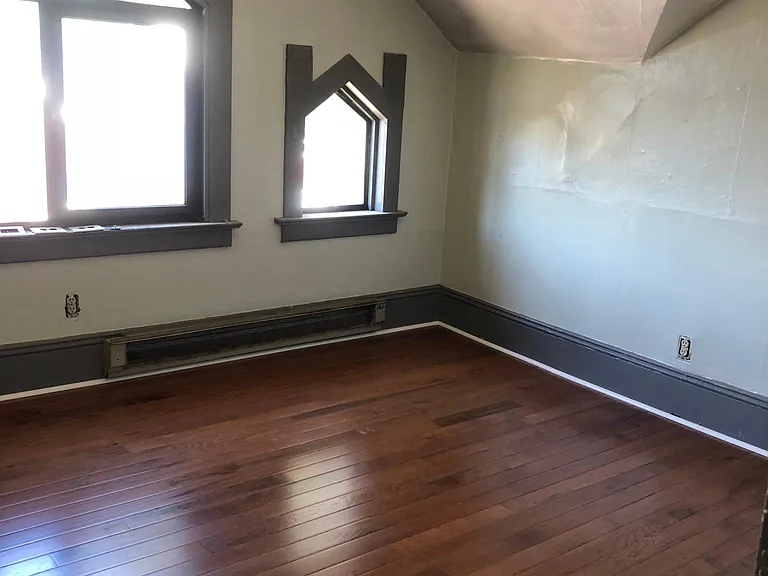 5800 15th Ave NE #6 — Photo 9