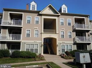 1043 Gardenview Loop APT 303, Woodbridge, VA 22191