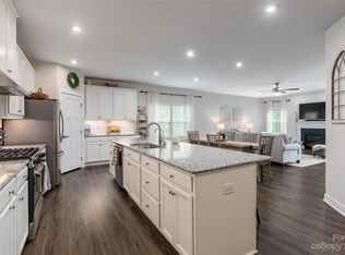 8204 Bretton Woods Dr, Mint Hill, NC 28227