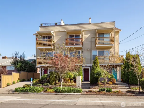 9220 16th Avenue SW #B, Seattle, WA 98106