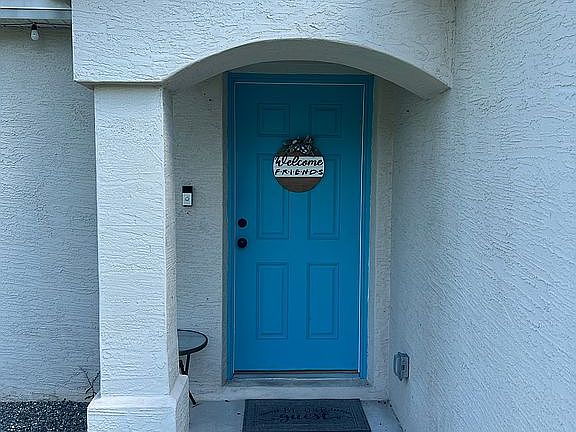 3rd image of 11 Priory Ln